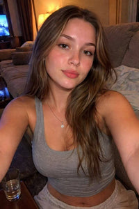 Ella P.