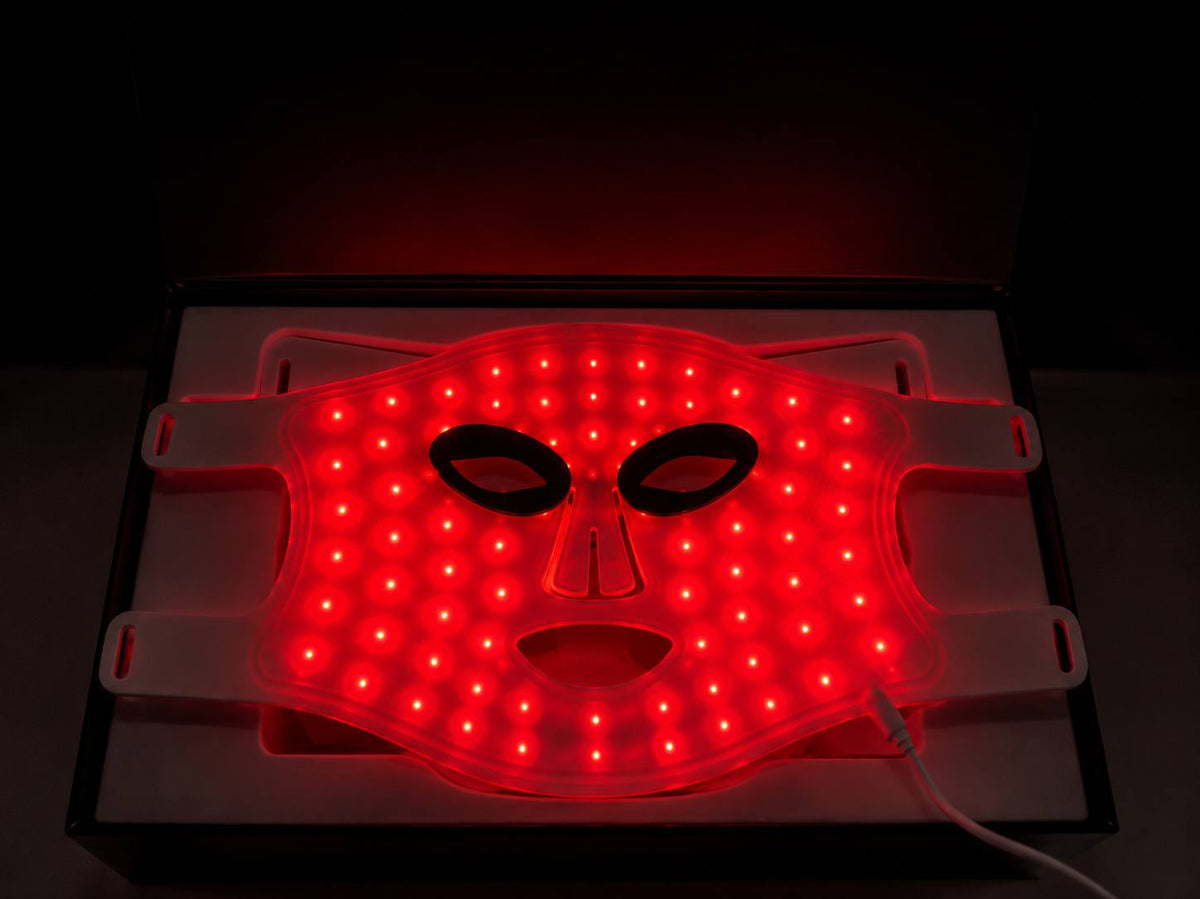 Sulsal LED mask in Red mode